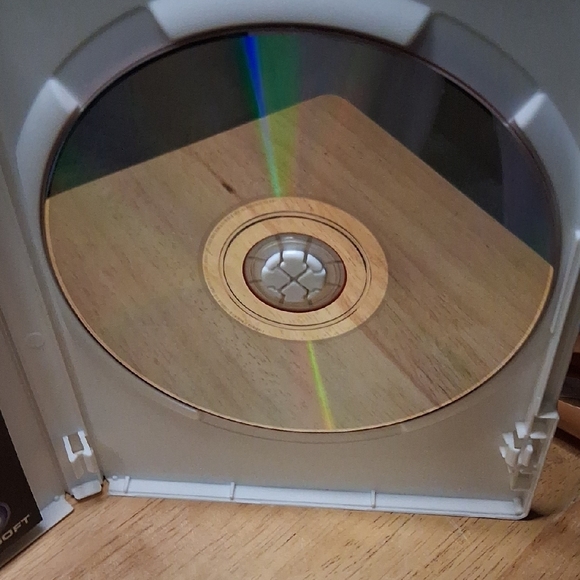 Ubisoft Driver Parallel Lines for Wii - Red - Picture 7 of 9